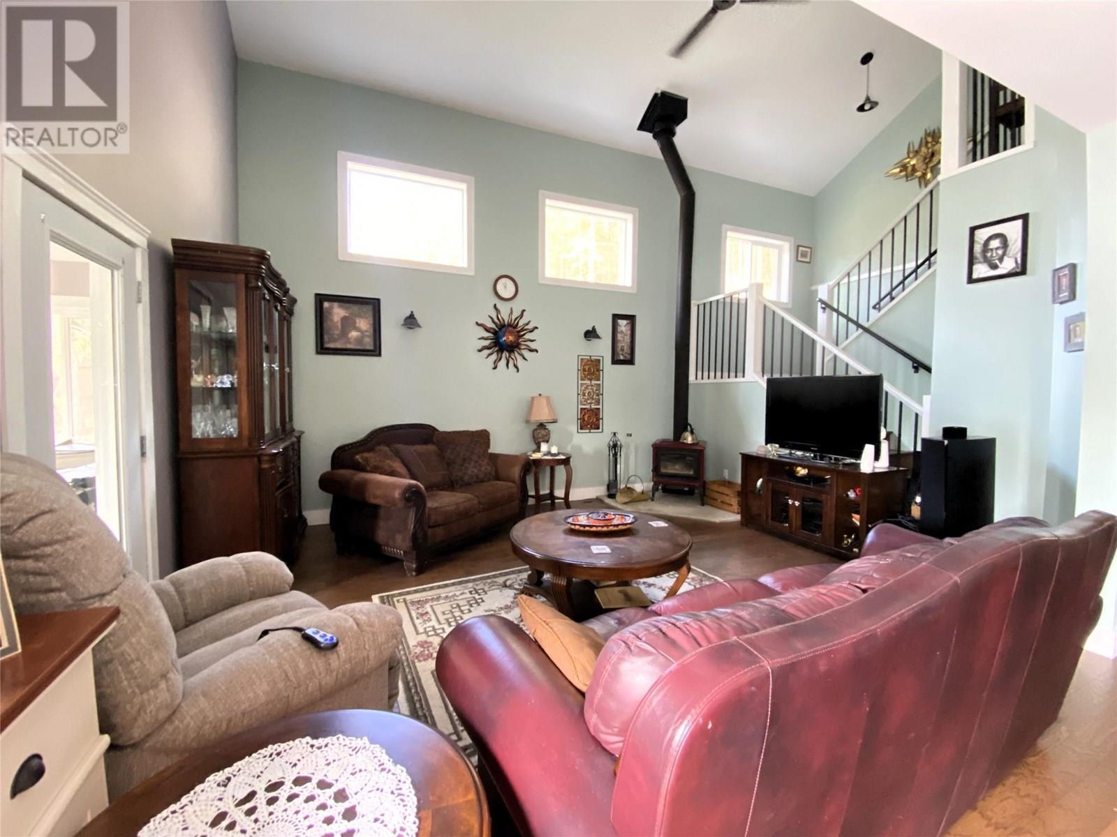 7463 Black Road Se. Salmon Arm, British Columbia