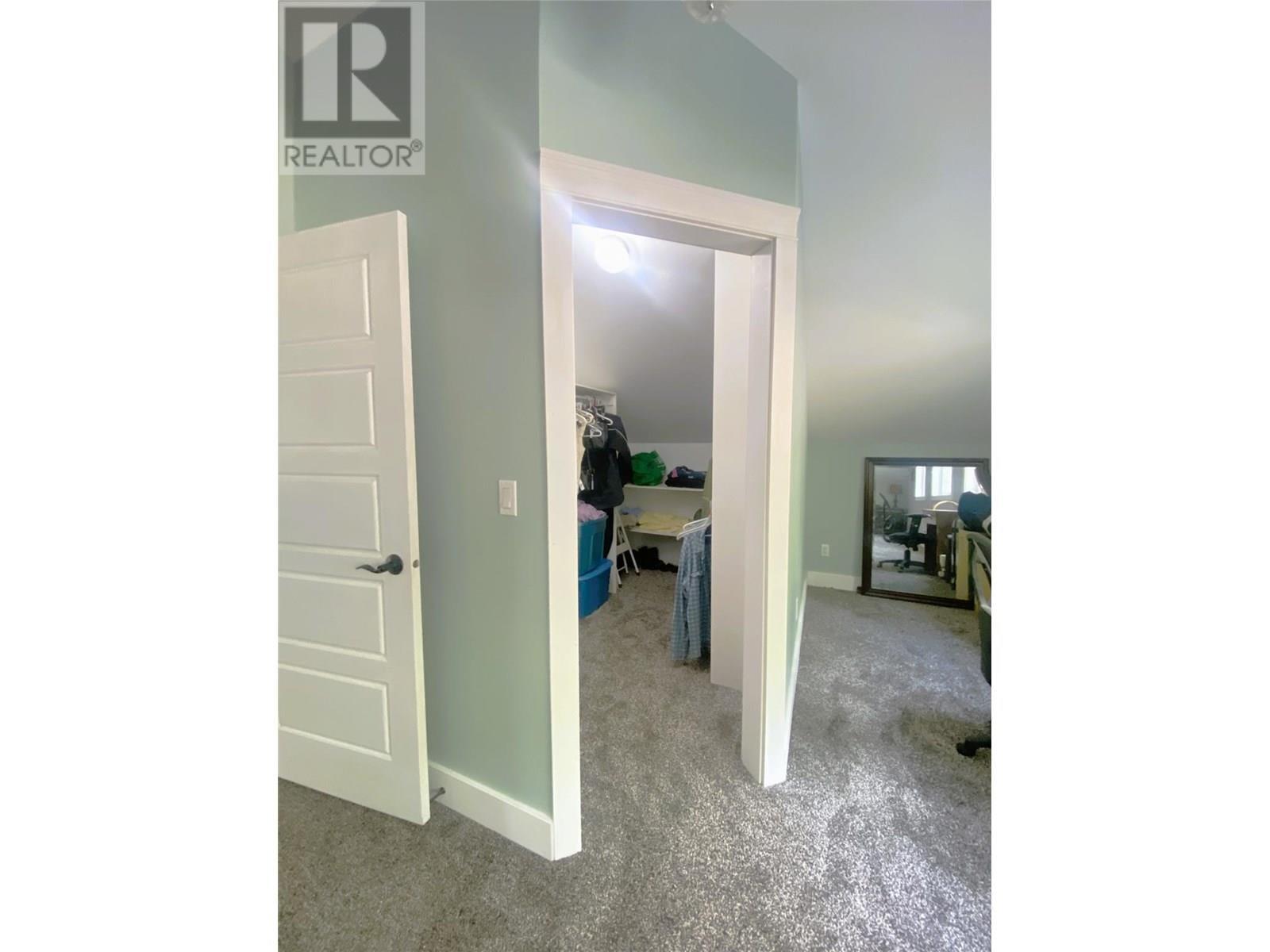 7463 Black Road Se. Salmon Arm, British Columbia