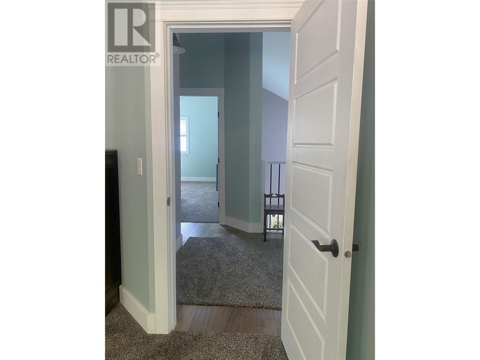 7463 Black Road Se. Salmon Arm, British Columbia