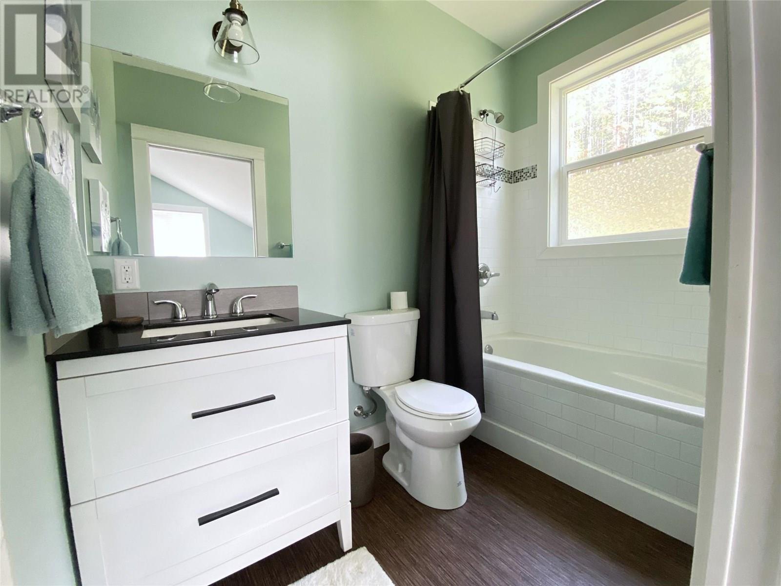 7463 Black Road Se. Salmon Arm, British Columbia