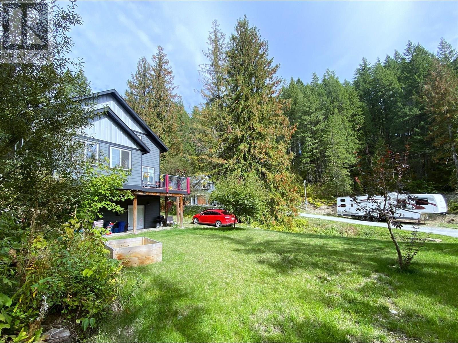 7463 Black Road Se. Salmon Arm, British Columbia