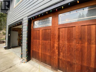 7463 Black Road Se. Salmon Arm, British Columbia