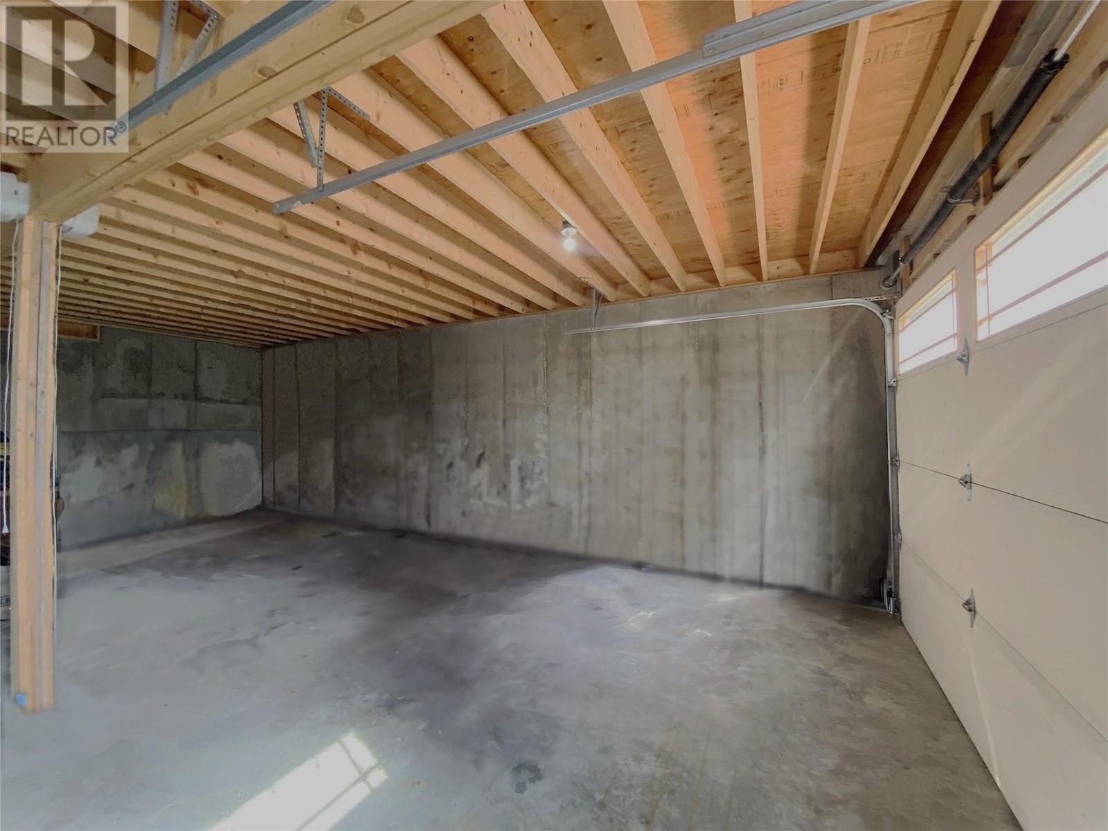 7463 Black Road Se. Salmon Arm, British Columbia