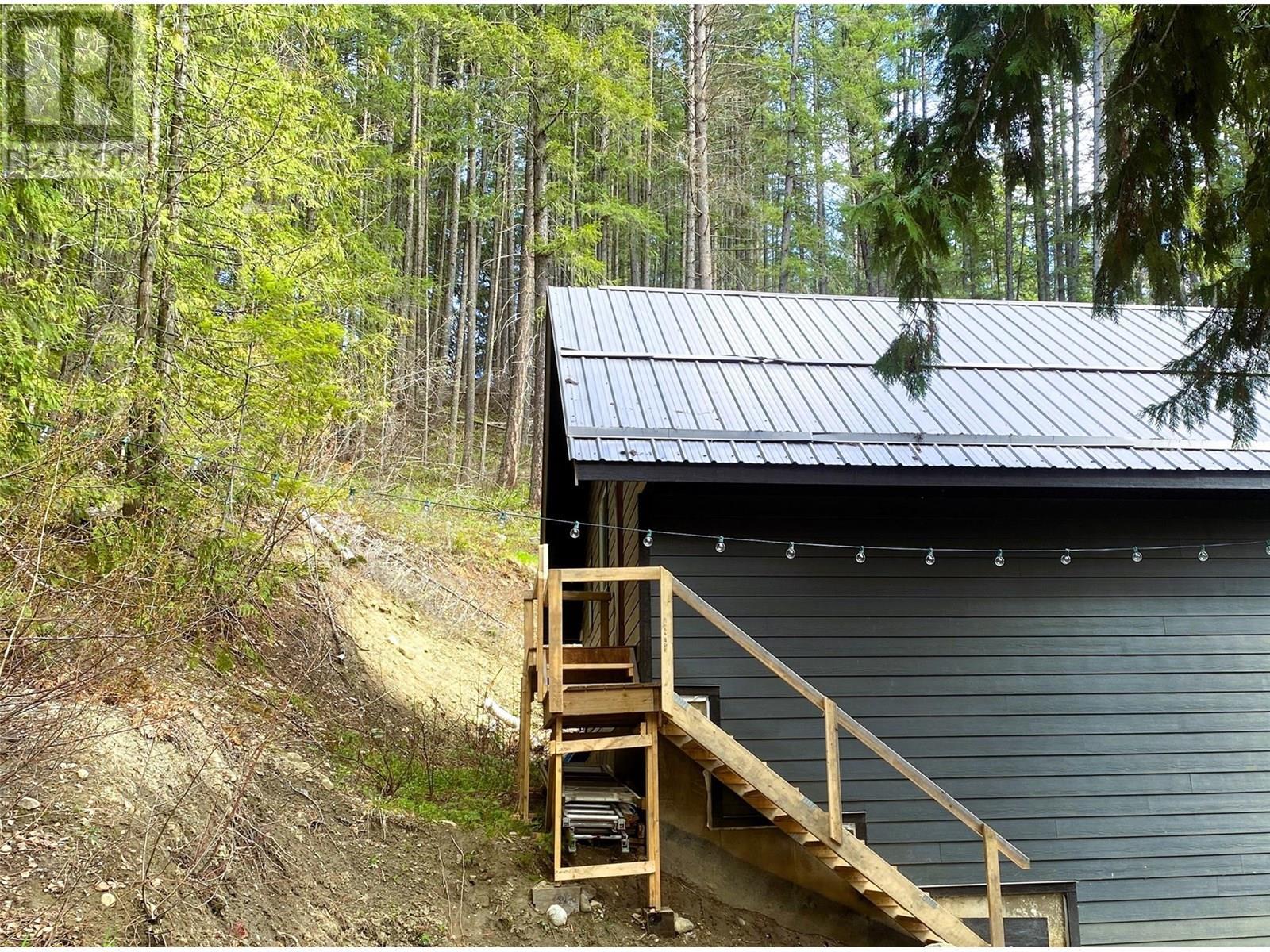 7463 Black Road Se. Salmon Arm, British Columbia