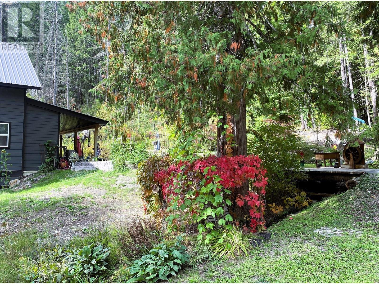 7463 Black Road Se. Salmon Arm, British Columbia