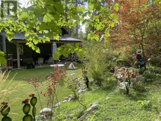 7463 Black Road Se. Salmon Arm, British Columbia