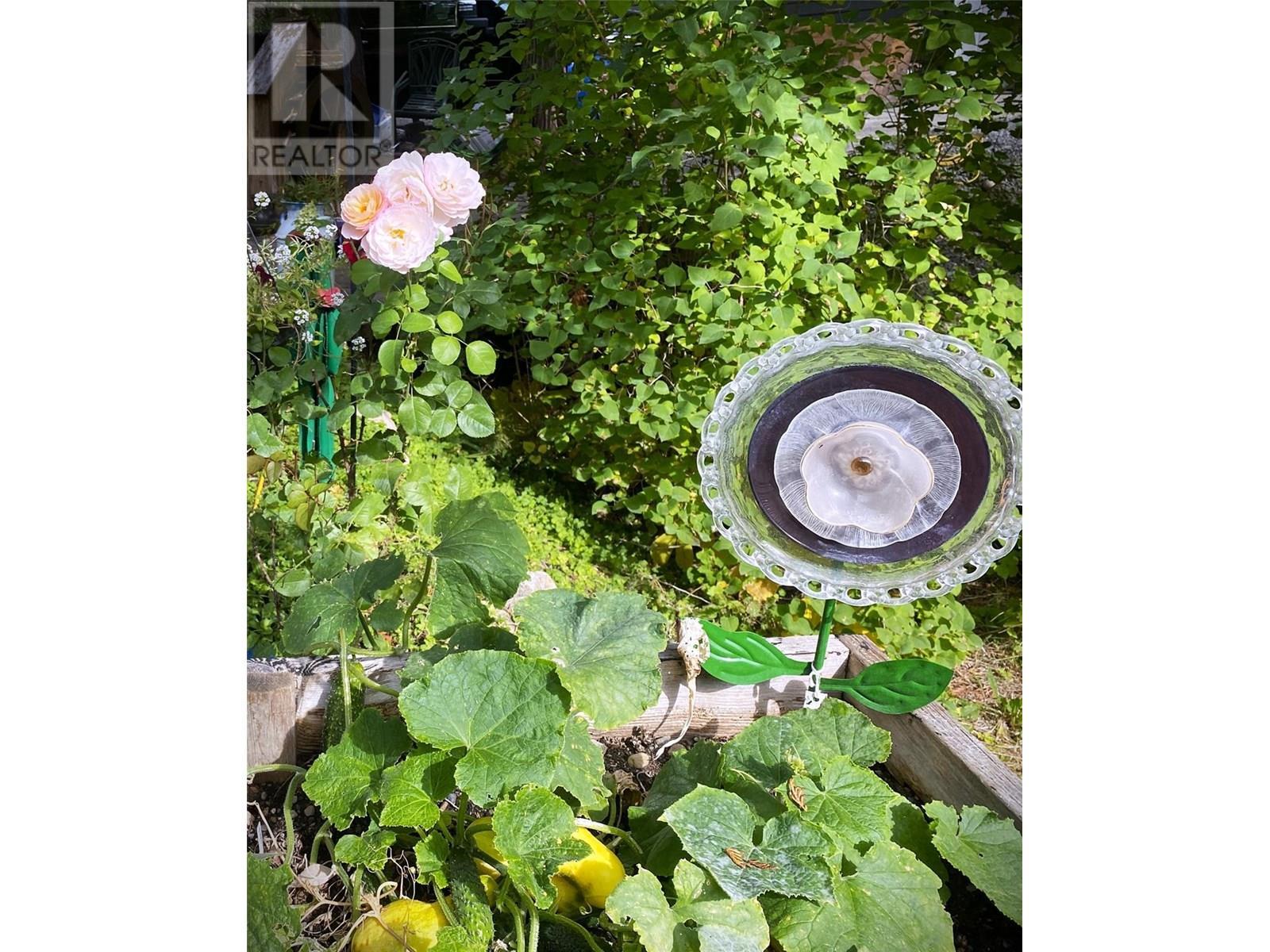 7463 Black Road Se. Salmon Arm, British Columbia