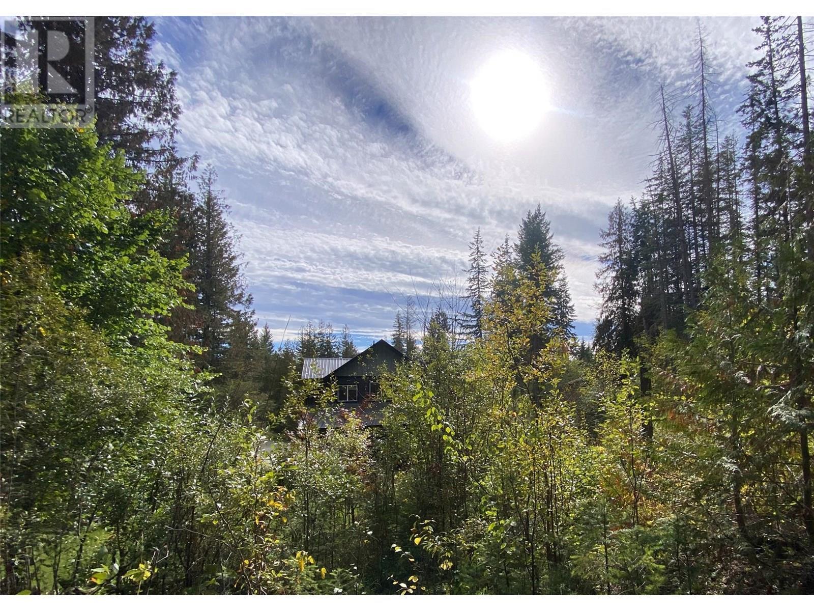 7463 Black Road Se. Salmon Arm, British Columbia