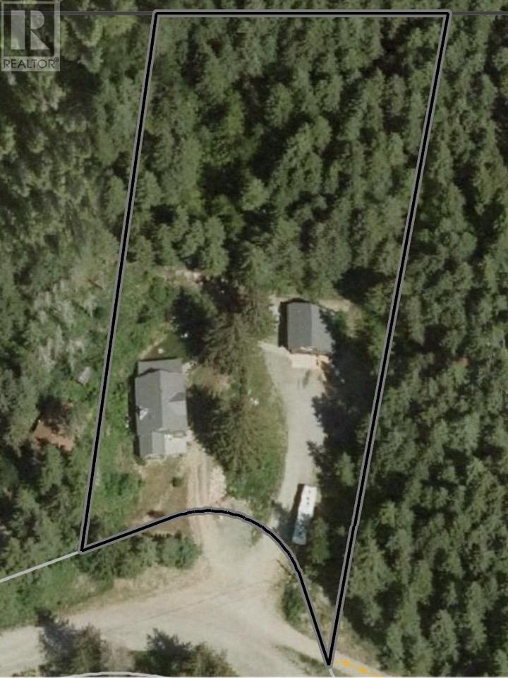 7463 Black Road Se. Salmon Arm, British Columbia