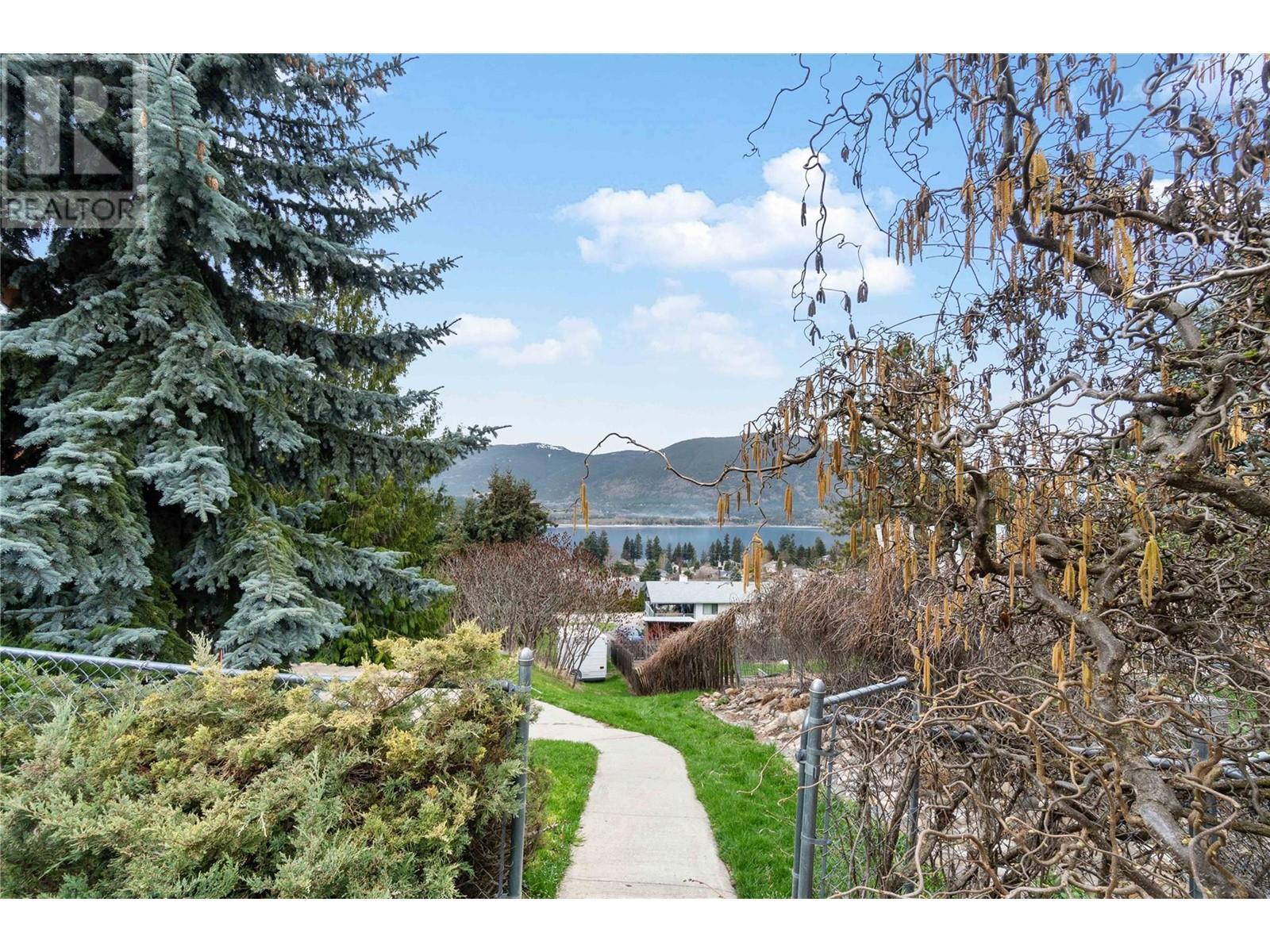 4711 16 Street Ne. Salmon Arm, British Columbia