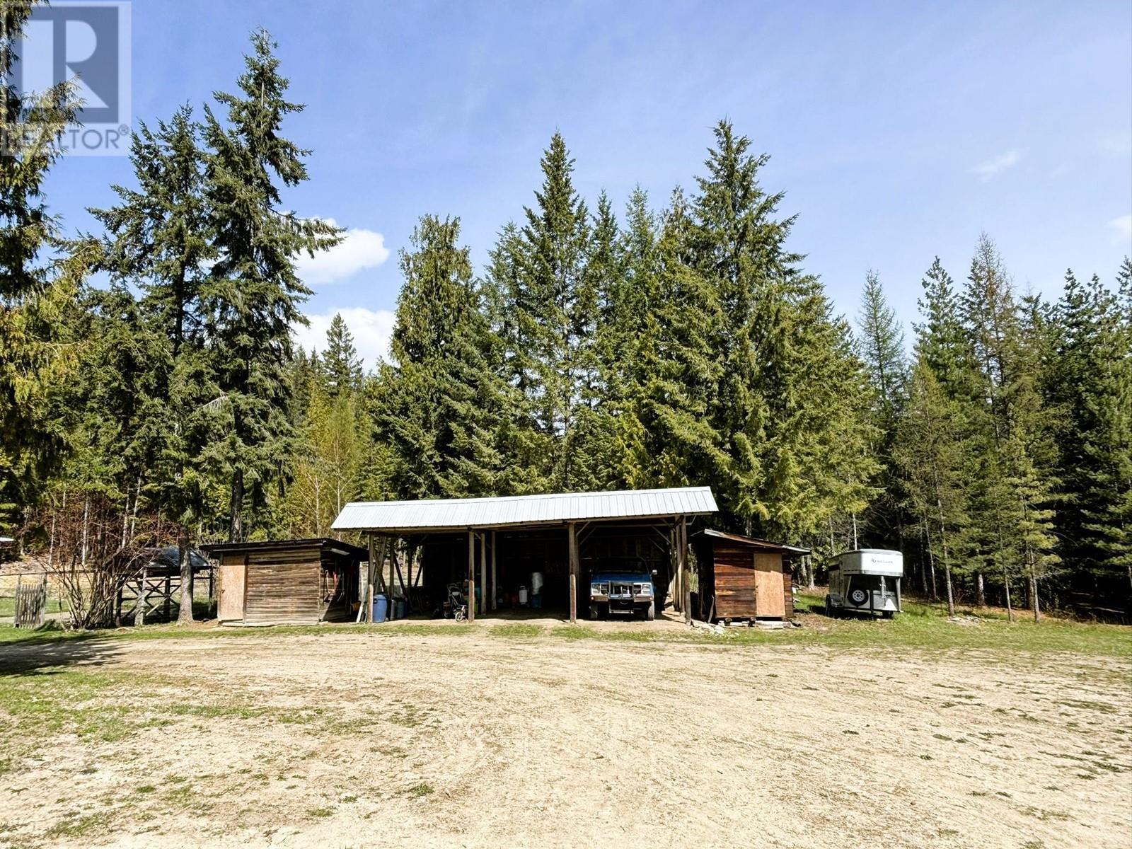 1425 Bobbie Burns Road. Lumby, British Columbia