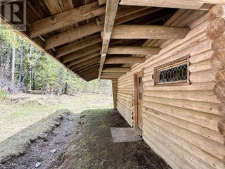 1425 Bobbie Burns Road. Lumby, British Columbia