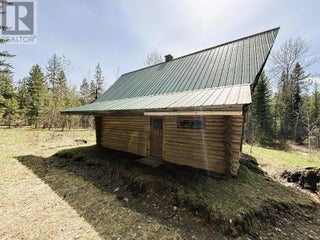 1425 Bobbie Burns Road. Lumby, British Columbia