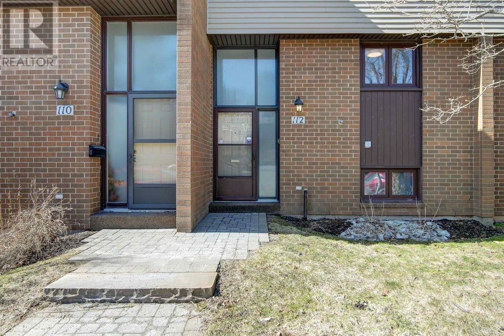112 Forestside Crescent, Halifax