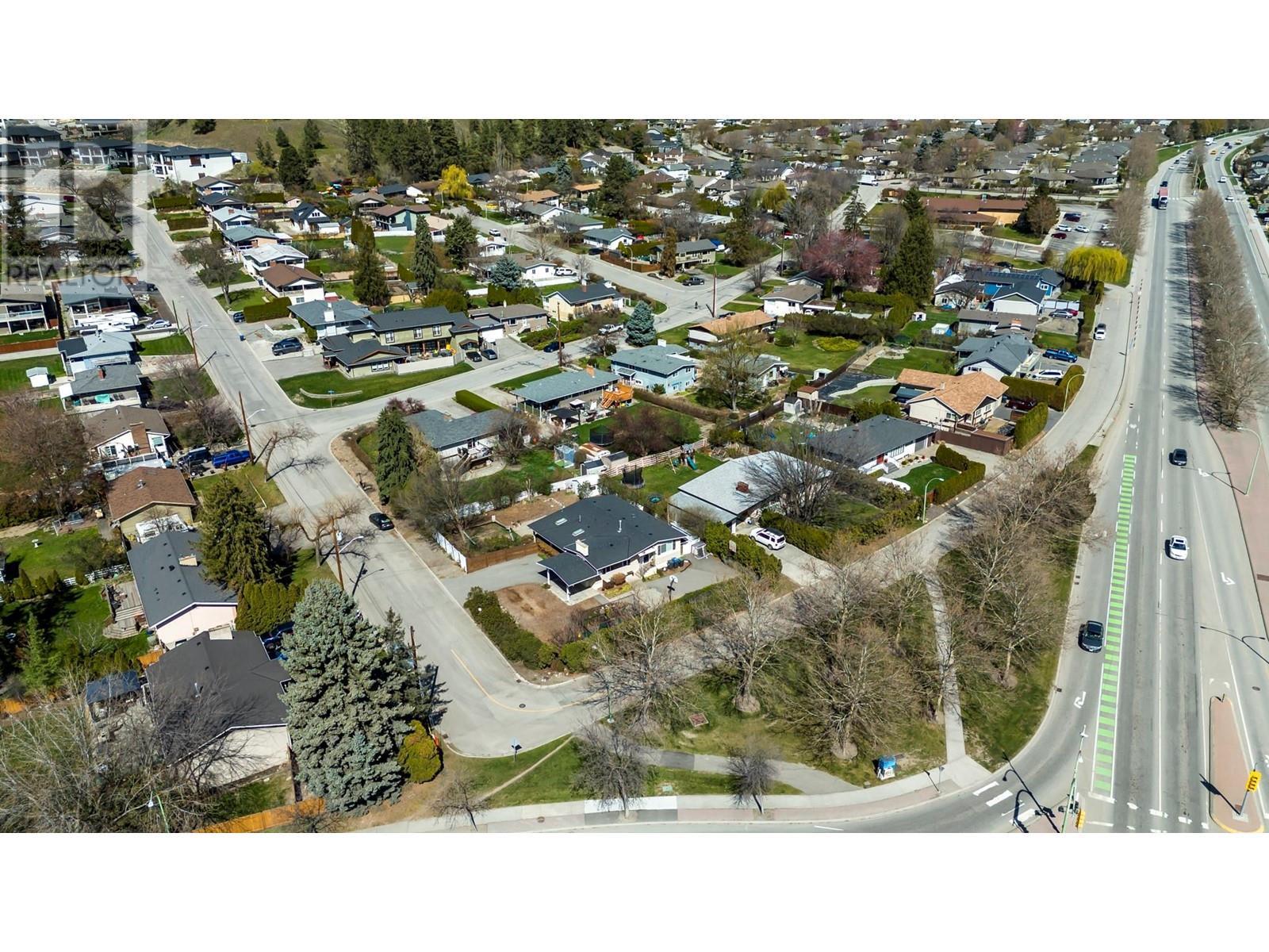 1880 Broadview Avenue. Kelowna, British Columbia