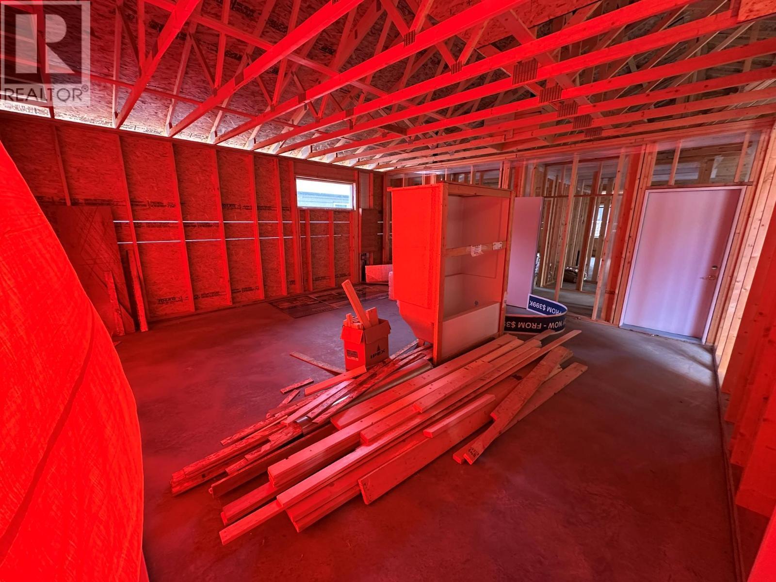 602 Nighthawk Avenue. Vernon, British Columbia