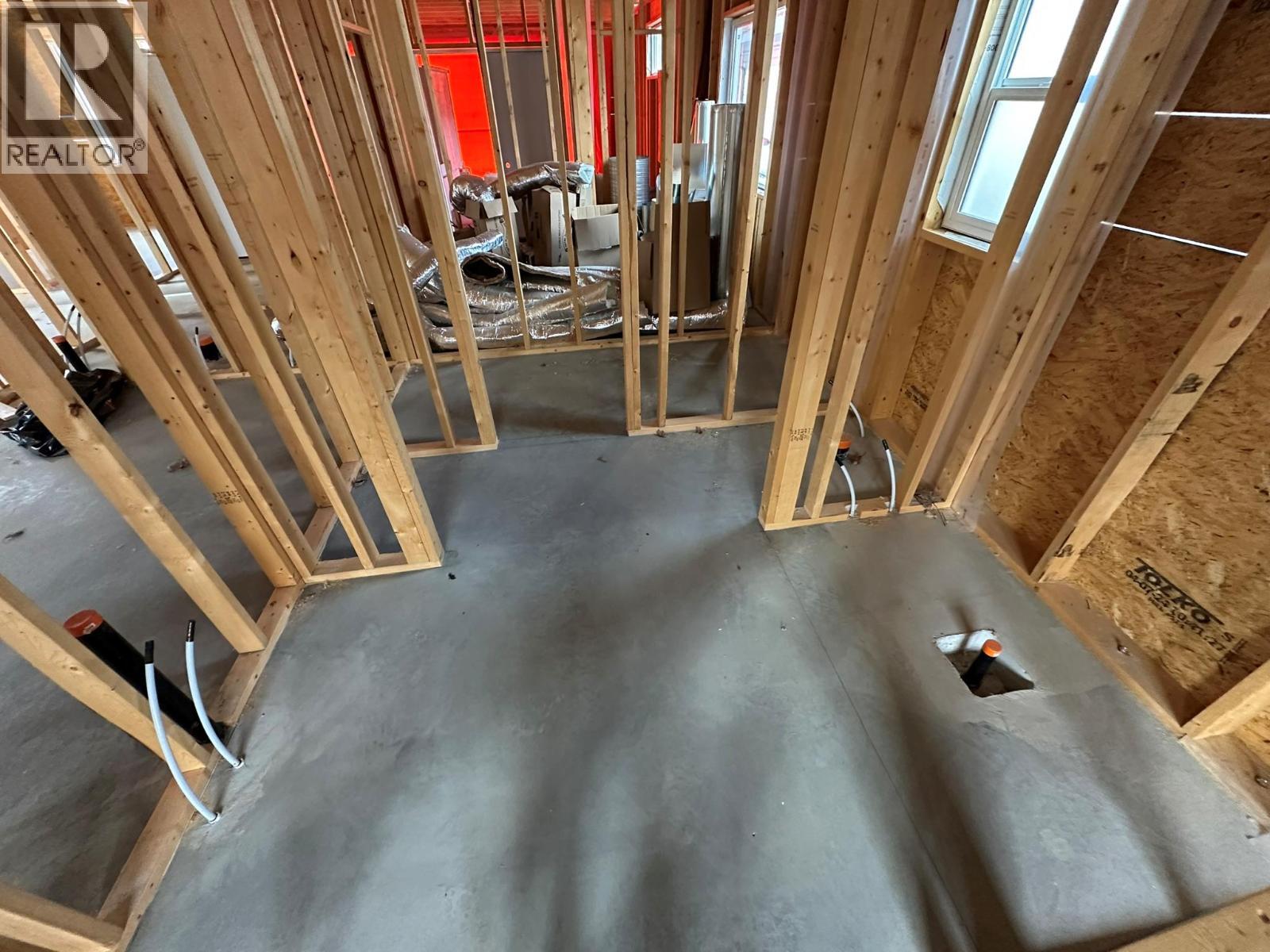 602 Nighthawk Avenue. Vernon, British Columbia