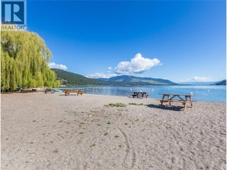 602 Nighthawk Avenue. Vernon, British Columbia