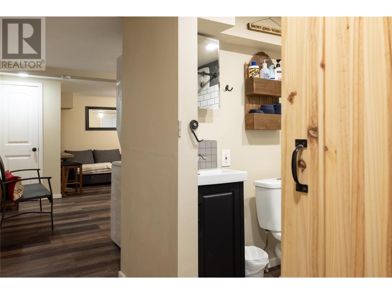 9870 Pinnacles Road. Silver Star, British Columbia