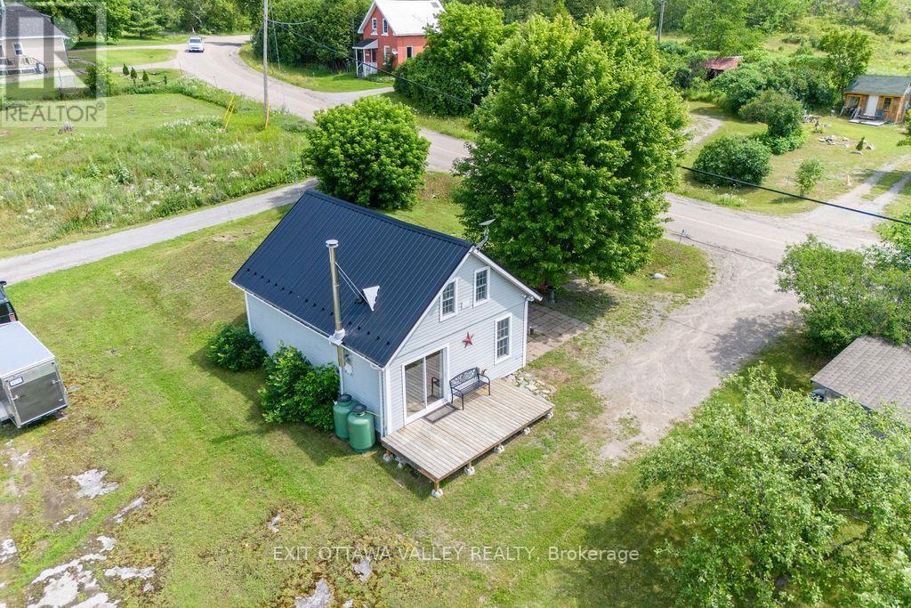 1244 Fourth Chute Road, Bonnechere Valley