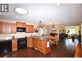 494 Kingfisher Avenue. Vernon, British Columbia