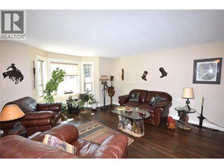 494 Kingfisher Avenue. Vernon, British Columbia