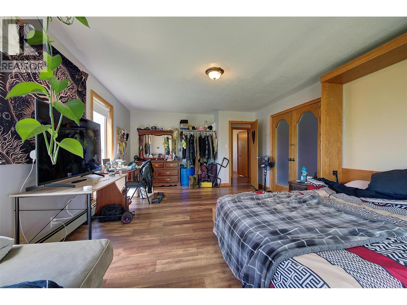 215 Arab Road. Kelowna, British Columbia