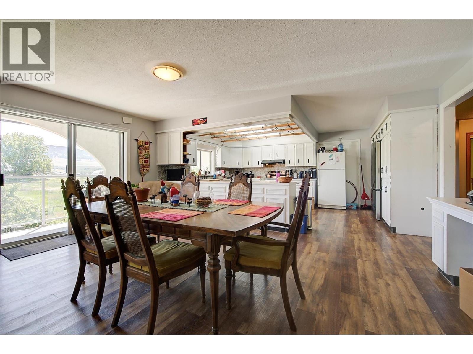 215 Arab Road. Kelowna, British Columbia