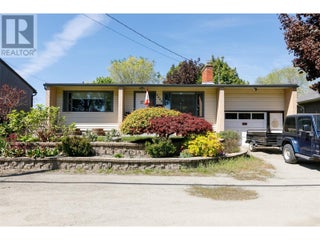 2840 Gordon Drive. Kelowna, British Columbia