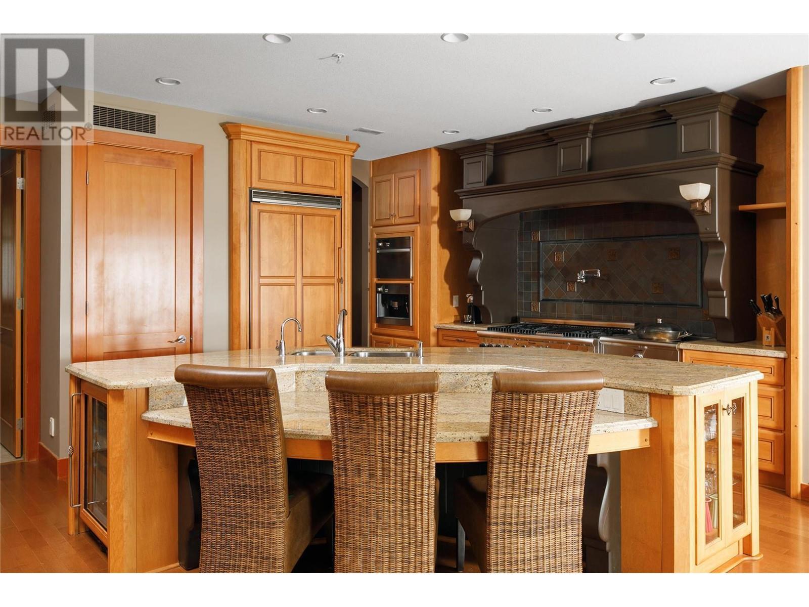 450 Niblick Court. Vernon, British Columbia