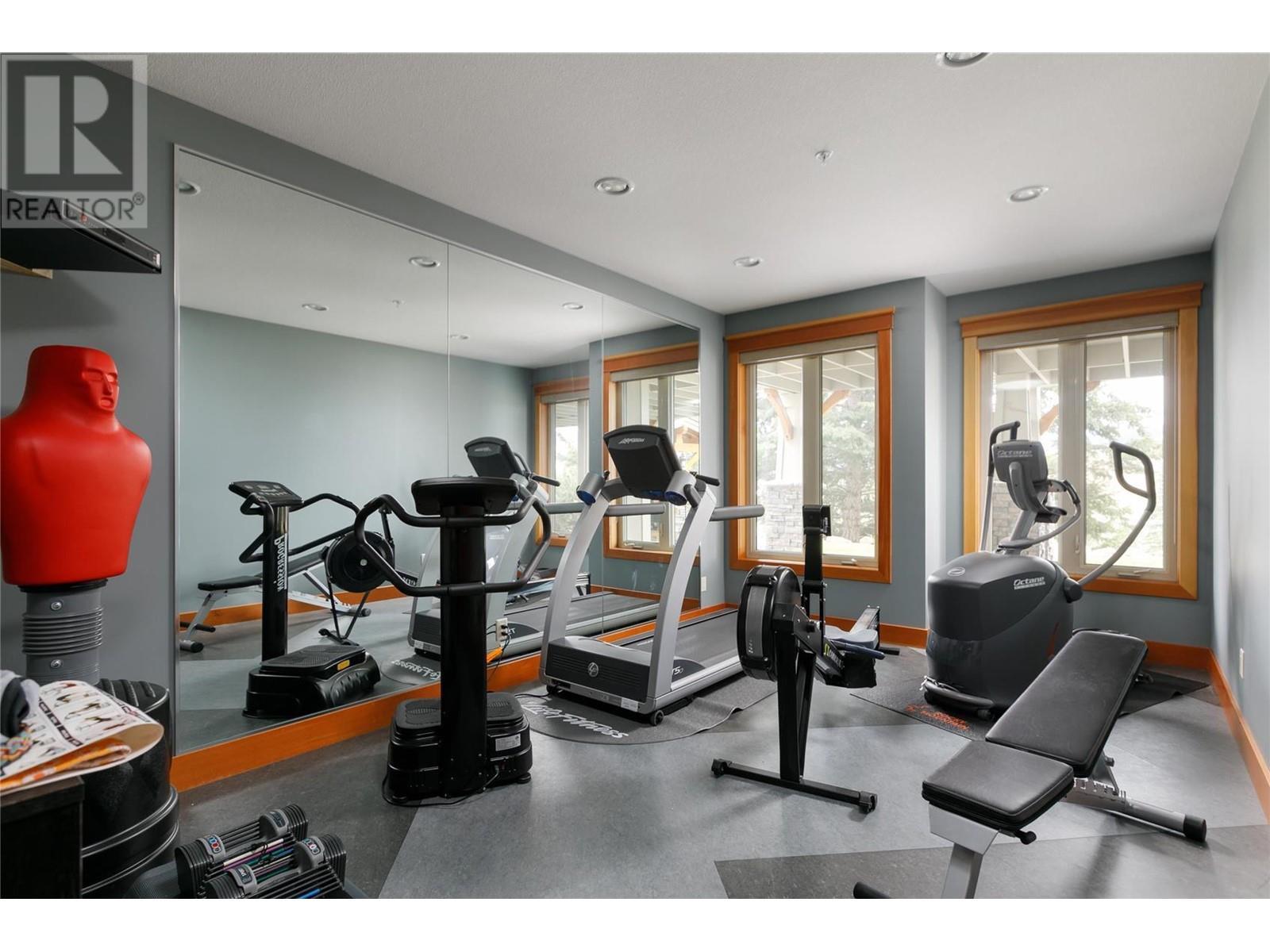 450 Niblick Court. Vernon, British Columbia