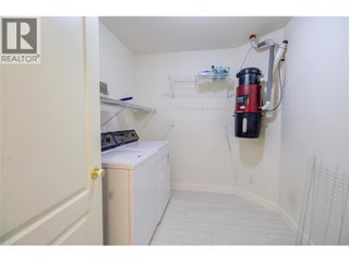 330 7 Street Se Unit# 304. Salmon Arm, British Columbia