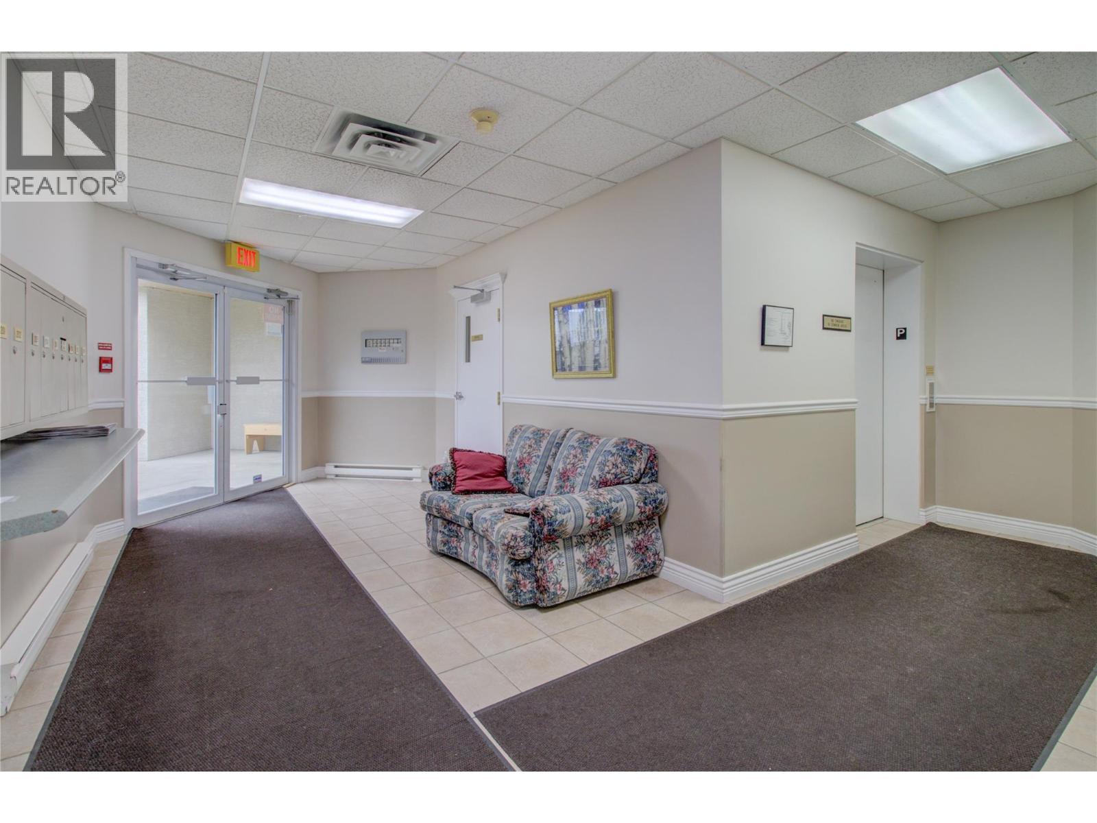 330 7 Street Se Unit# 304. Salmon Arm, British Columbia