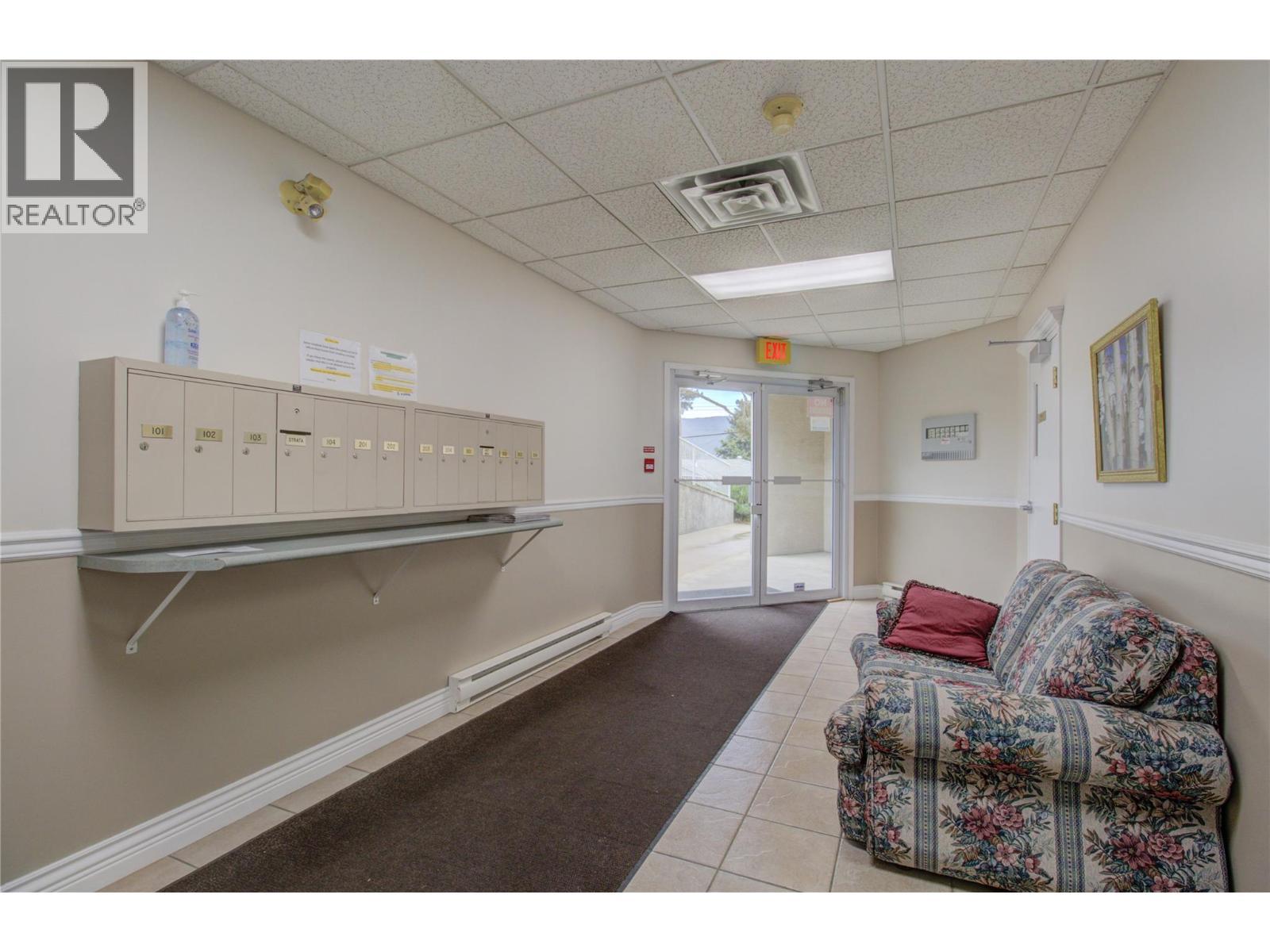 330 7 Street Se Unit# 304. Salmon Arm, British Columbia