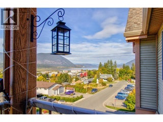 330 7 Street Se Unit# 304. Salmon Arm, British Columbia