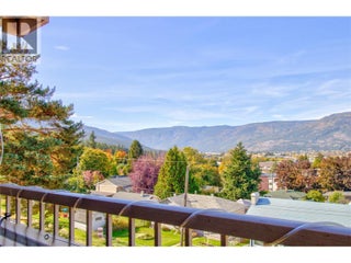 330 7 Street Se Unit# 304. Salmon Arm, British Columbia