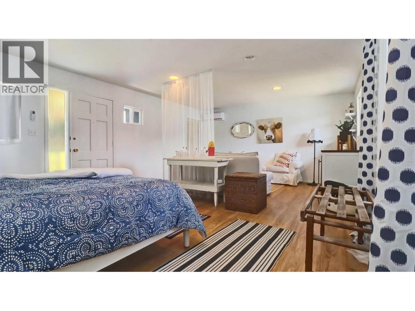 1065 Little Shuswap Lake Road. Chase, British Columbia