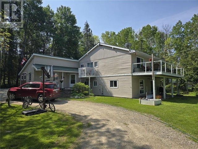 39 Grandor Road, Kagawong