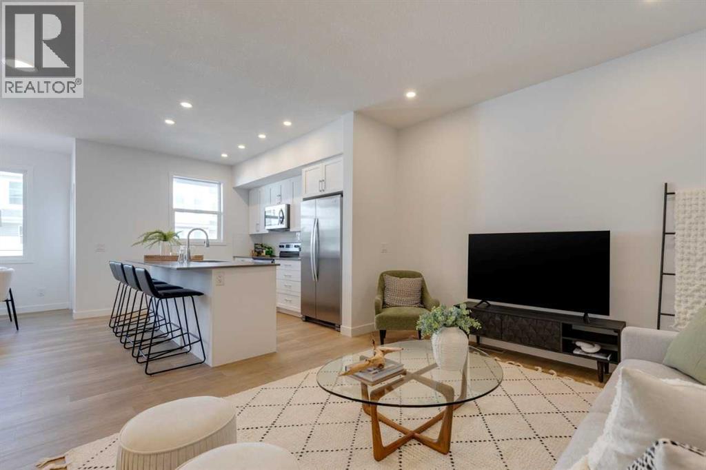 303, 65 Belvedere Point Se, Calgary