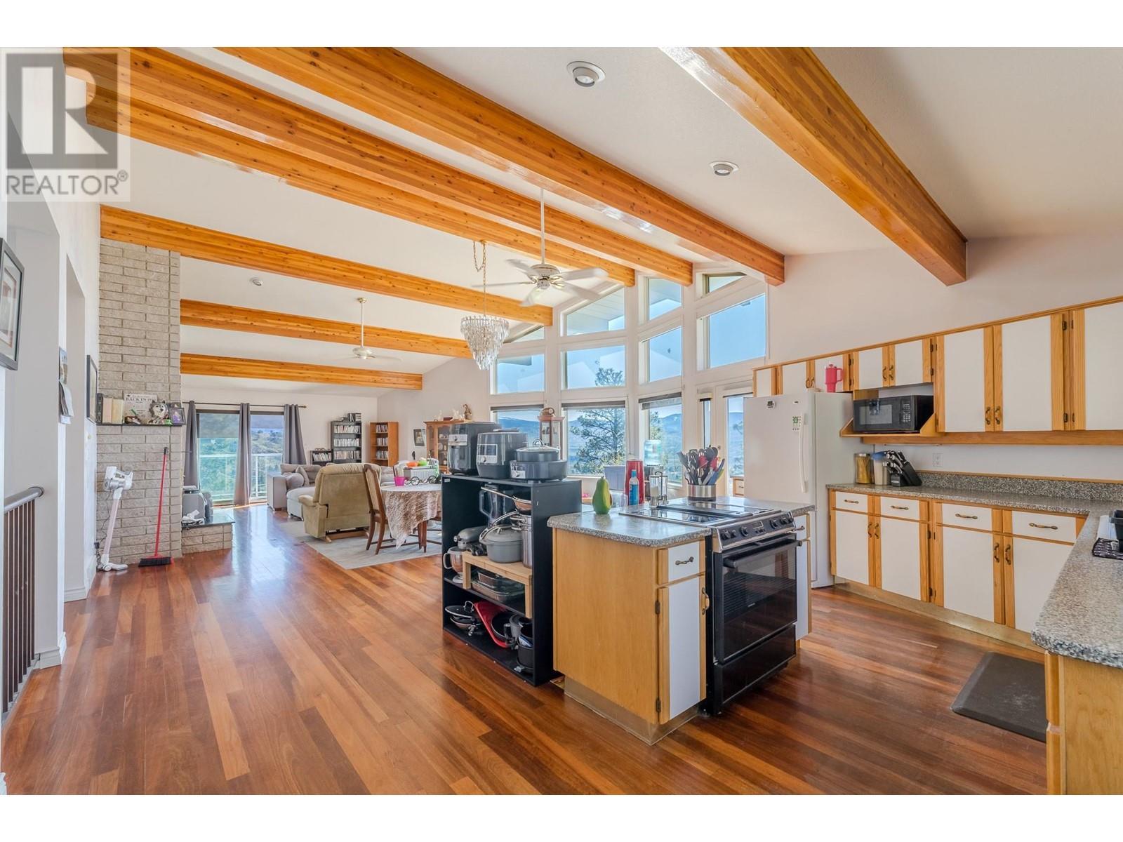 163 Willowbrook Road. Oliver, British Columbia