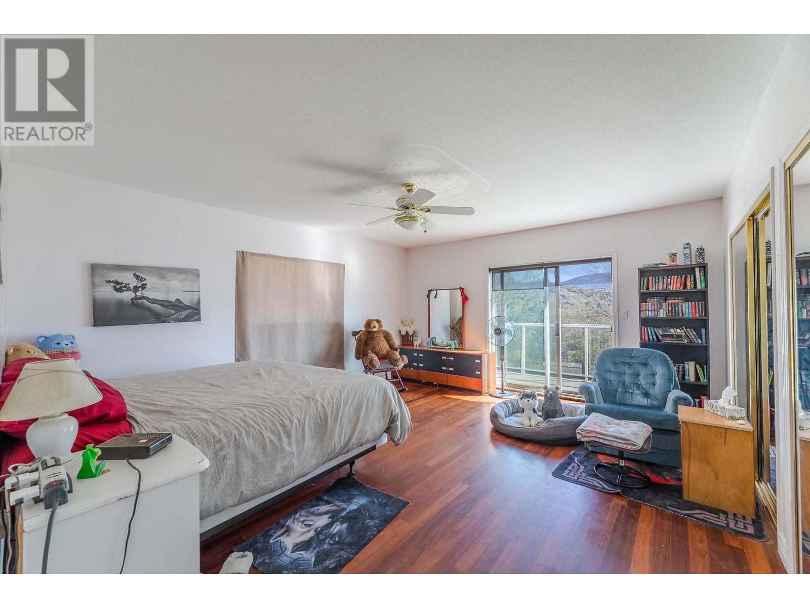 163 Willowbrook Road. Oliver, British Columbia