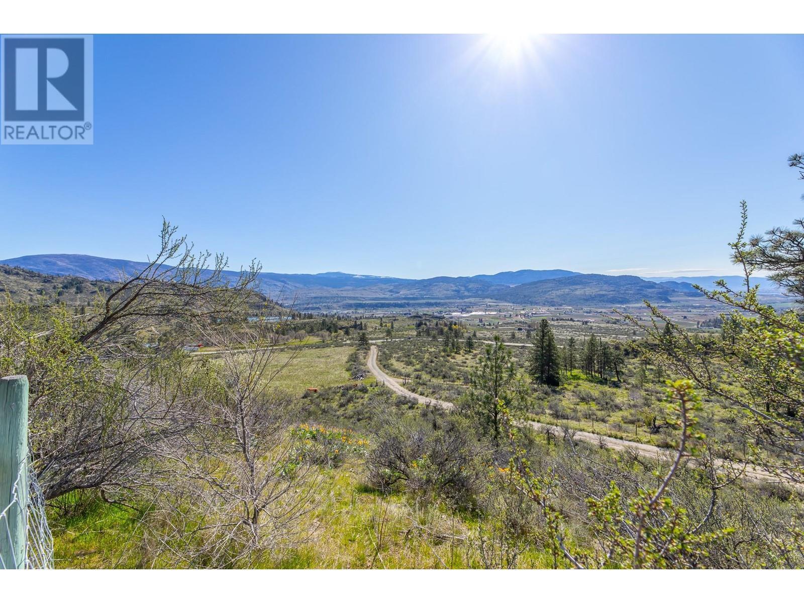 163 Willowbrook Road. Oliver, British Columbia