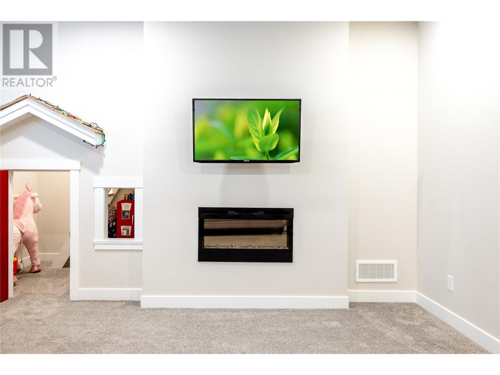 7144 Apex Drive. Vernon, British Columbia