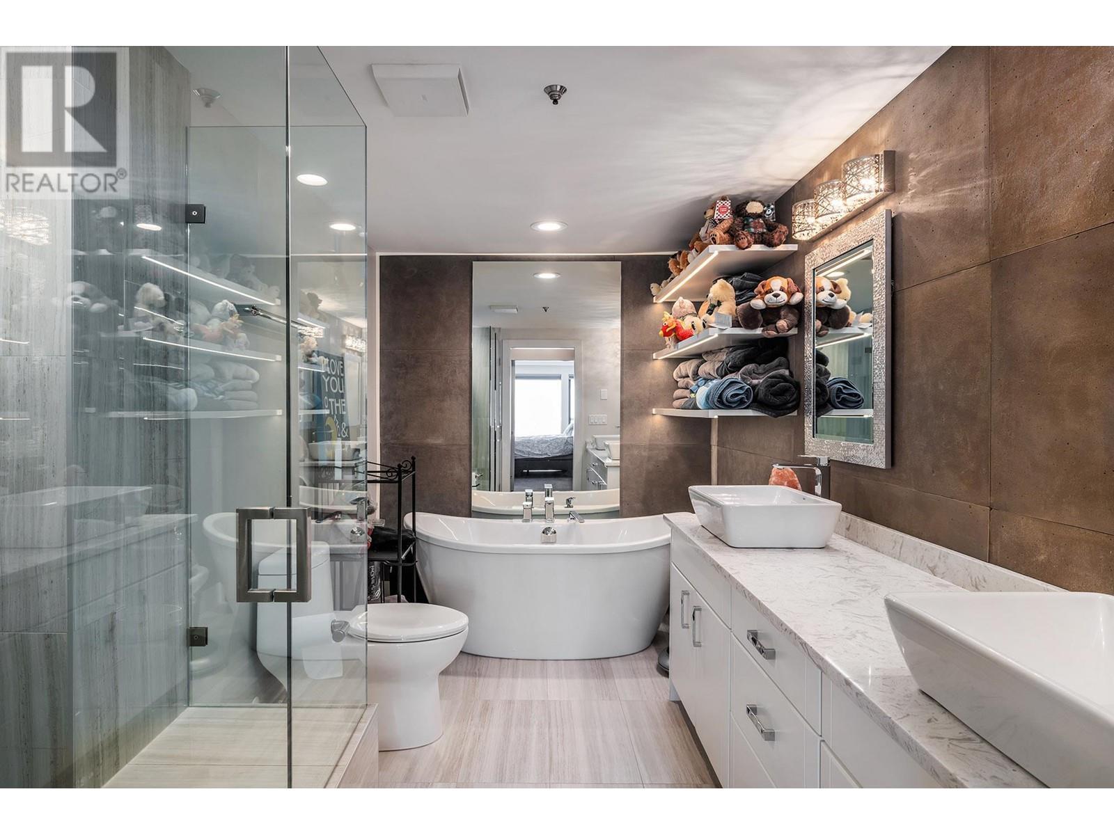 1156 Sunset Drive Unit# 113. Kelowna, British Columbia