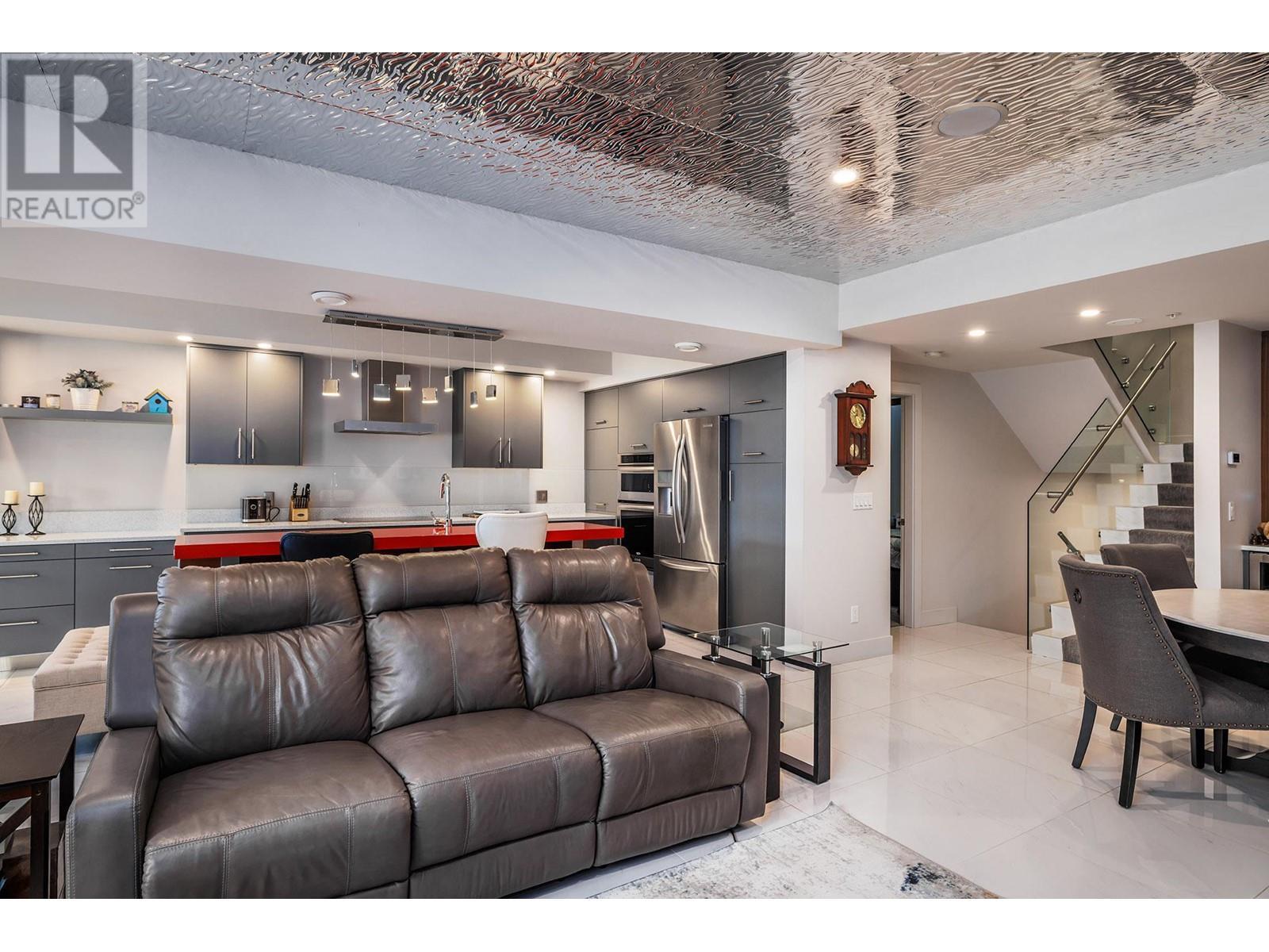 1156 Sunset Drive Unit# 113. Kelowna, British Columbia