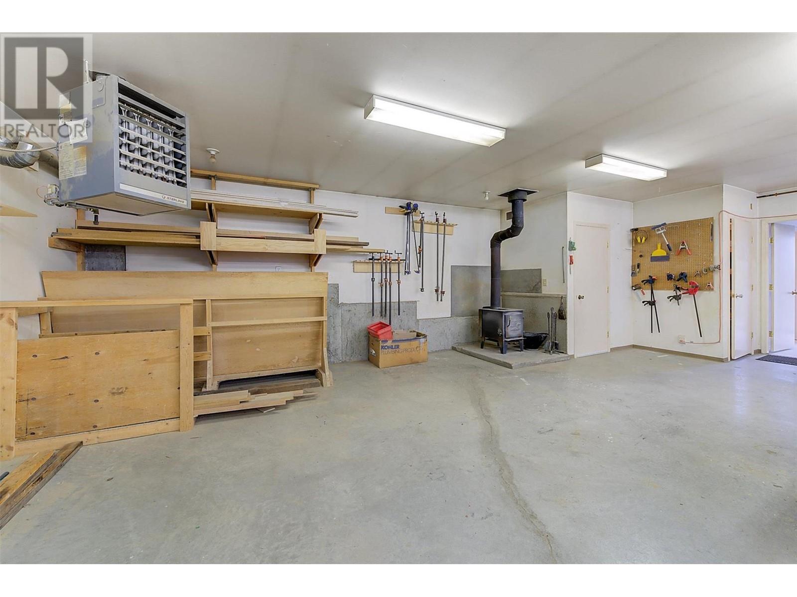 1293 Camp Road. Lake Country, British Columbia