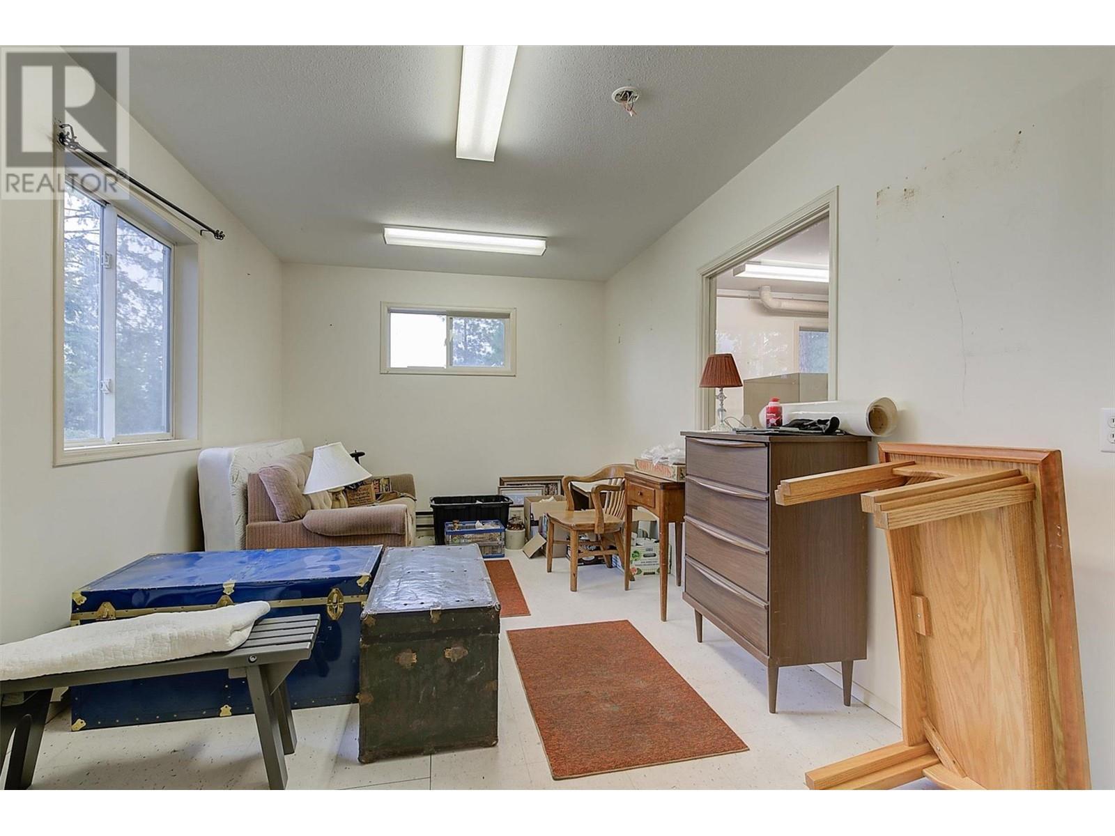 1293 Camp Road. Lake Country, British Columbia