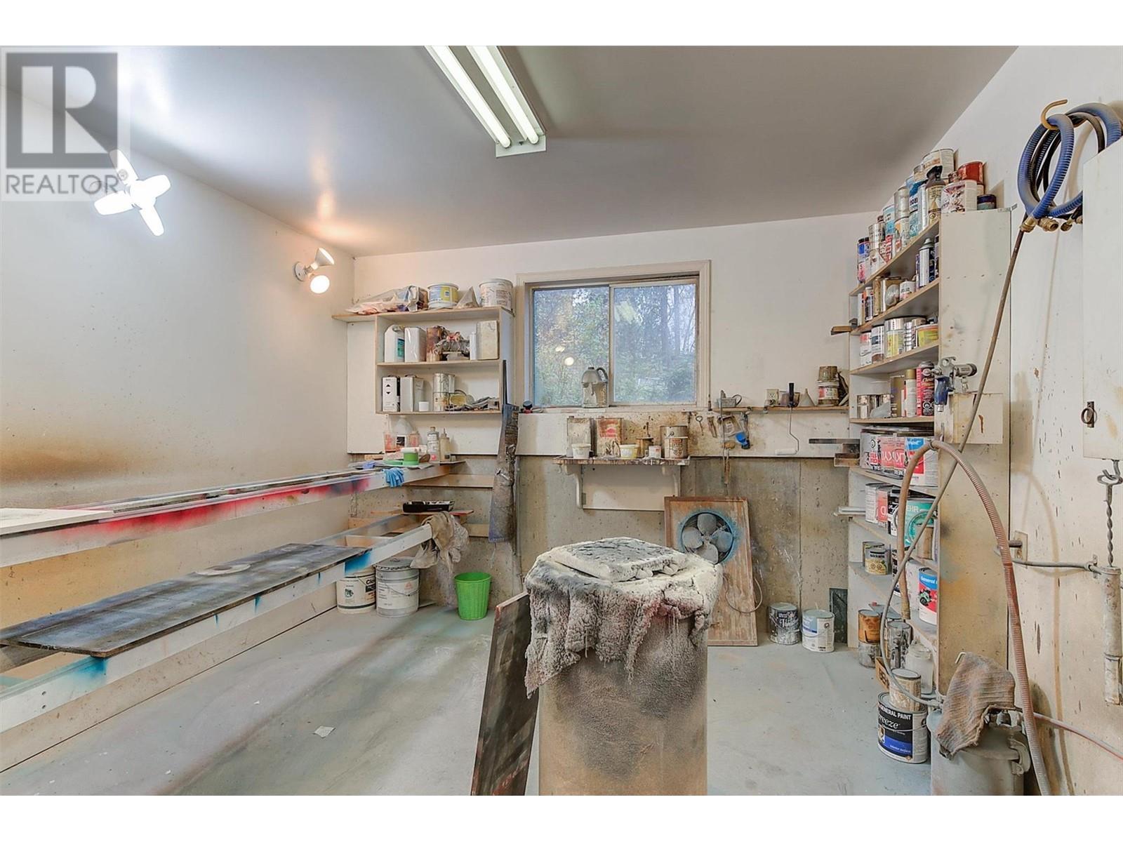 1293 Camp Road. Lake Country, British Columbia