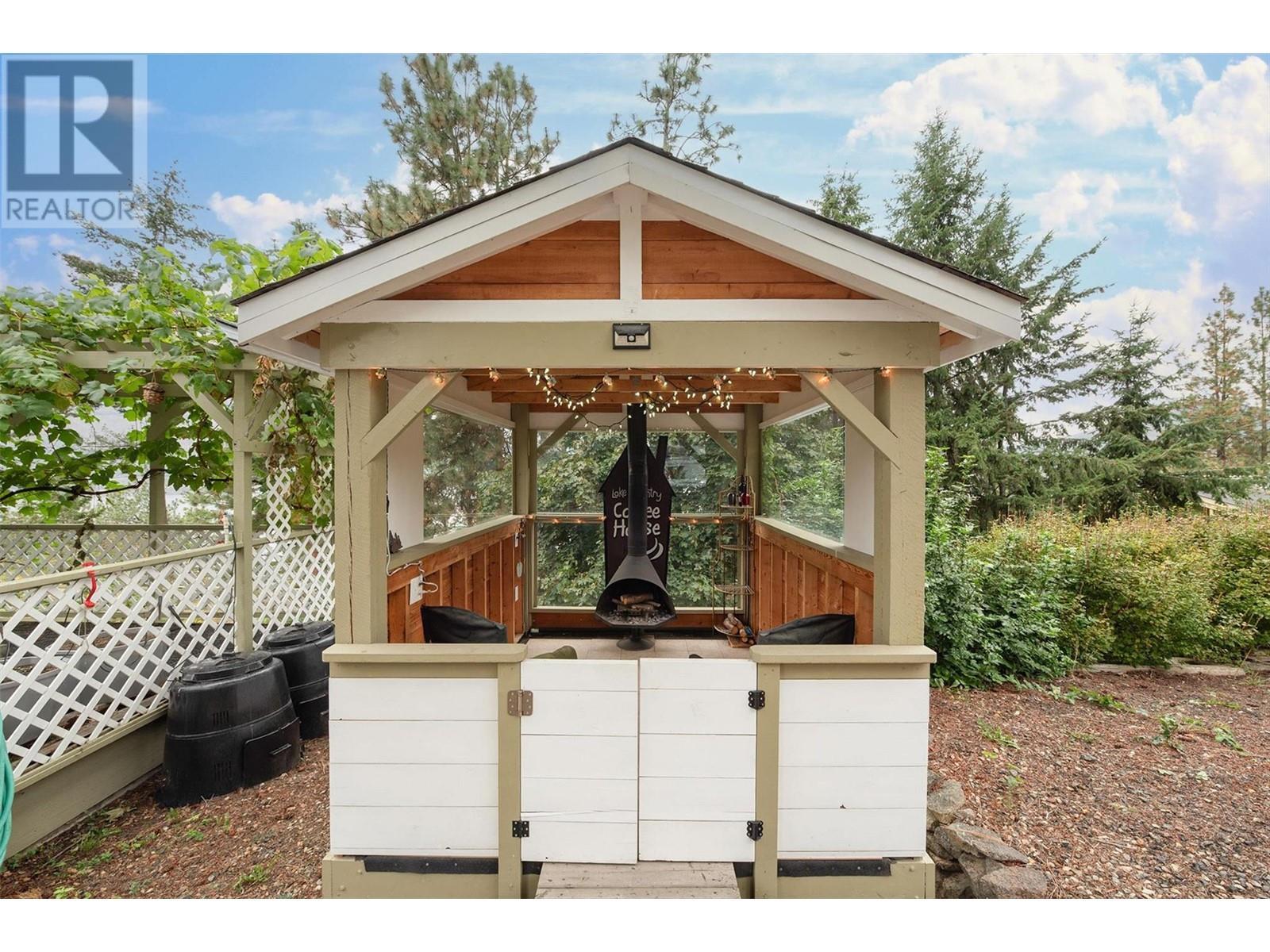 1293 Camp Road. Lake Country, British Columbia