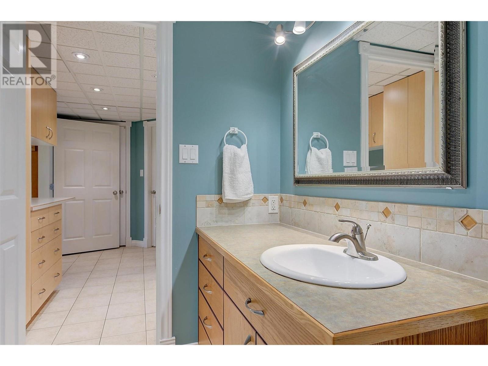 1293 Camp Road. Lake Country, British Columbia